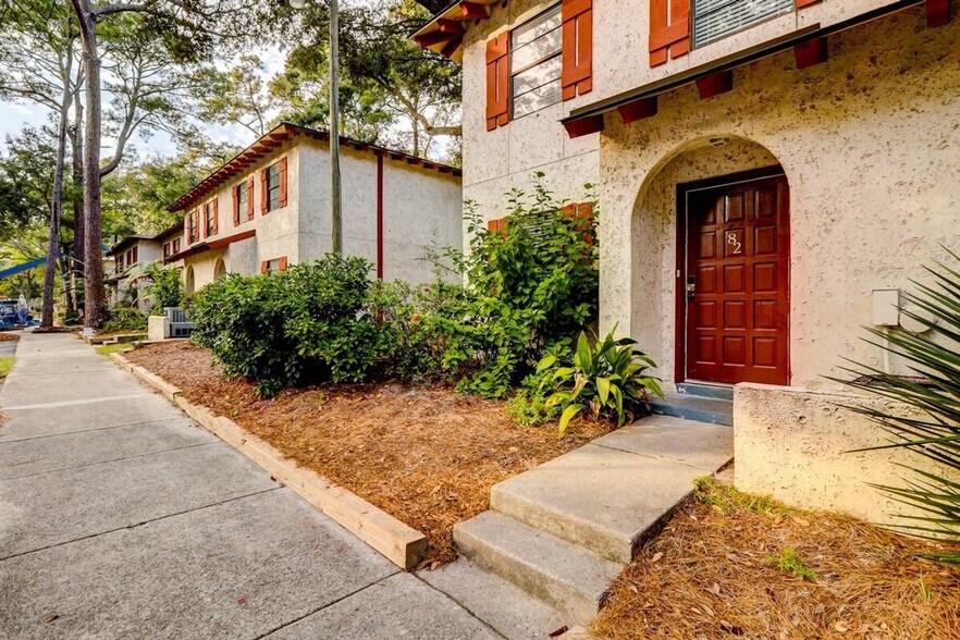 Building Photo - 400 William Hilton Pkwy