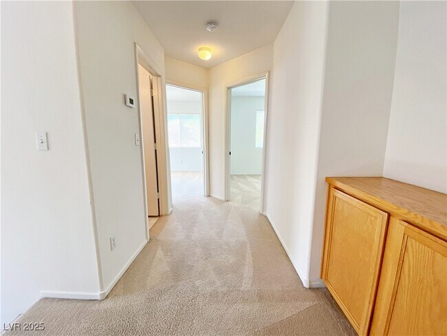 Building Photo - 198 Chadwell Ct