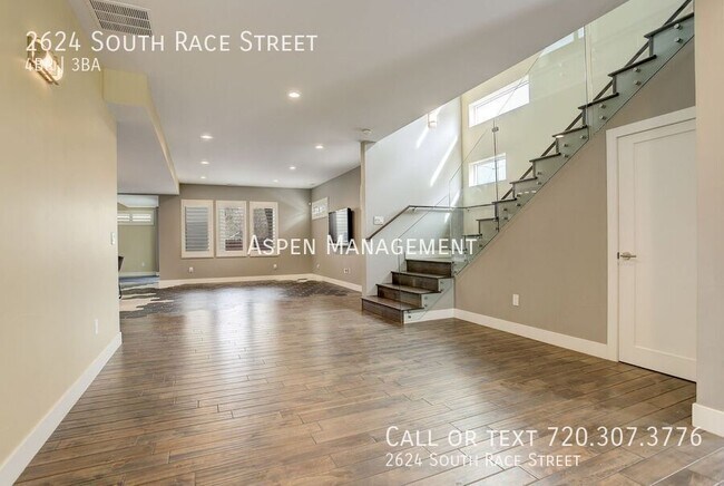 Building Photo - 2624 S Race St