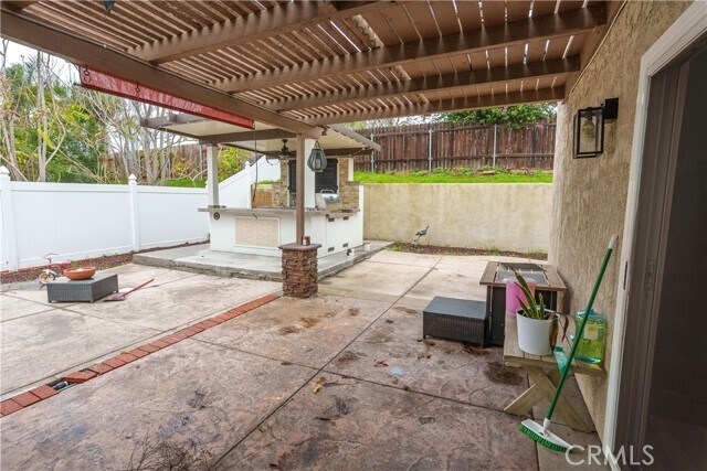 Building Photo - 5052 Taft St