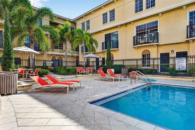 Building Photo - 105 S Bradford Bch Ct