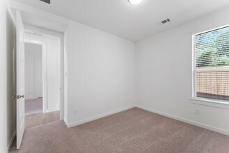 Building Photo - 26383 Golden Pass Lp