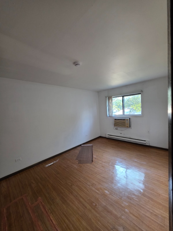 Building Photo - 1525 Norway Ln