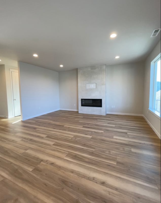 Building Photo - 3472 Deerfern Rd