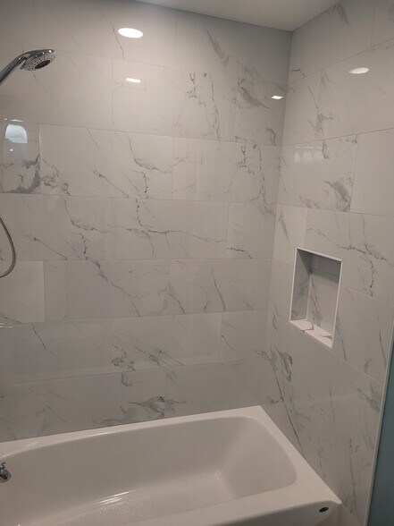 New tub surround - 165 Pheasant Ln