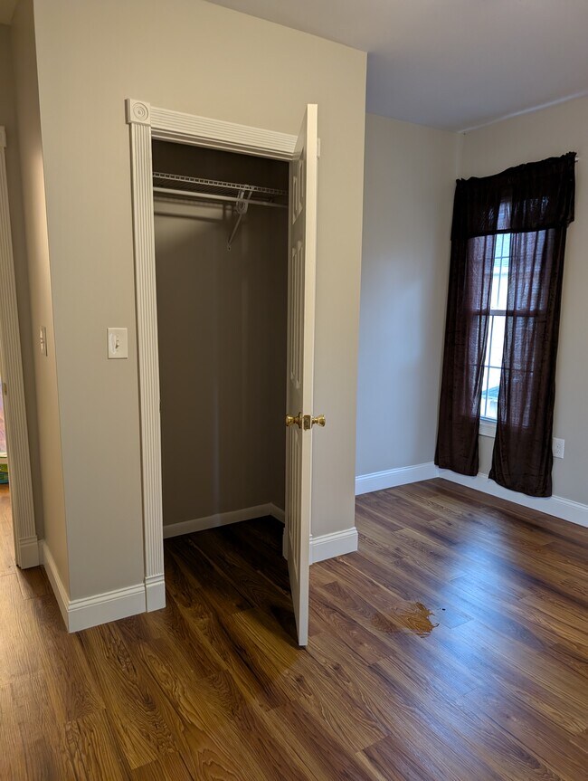 Building Photo - 46 N Fulton St