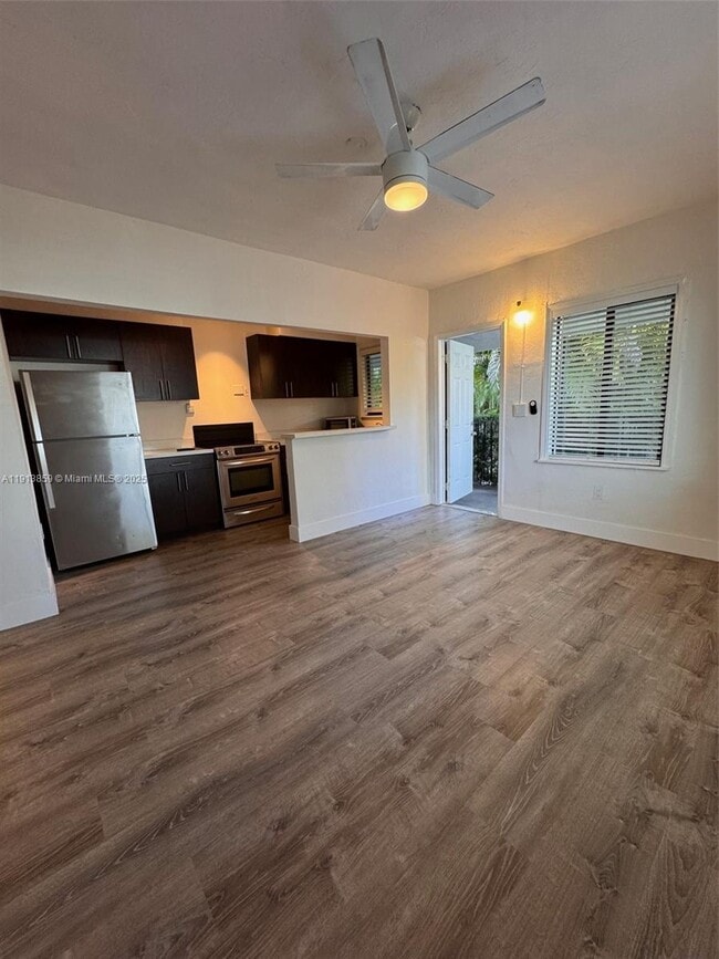 Building Photo - 570 NE 69th St