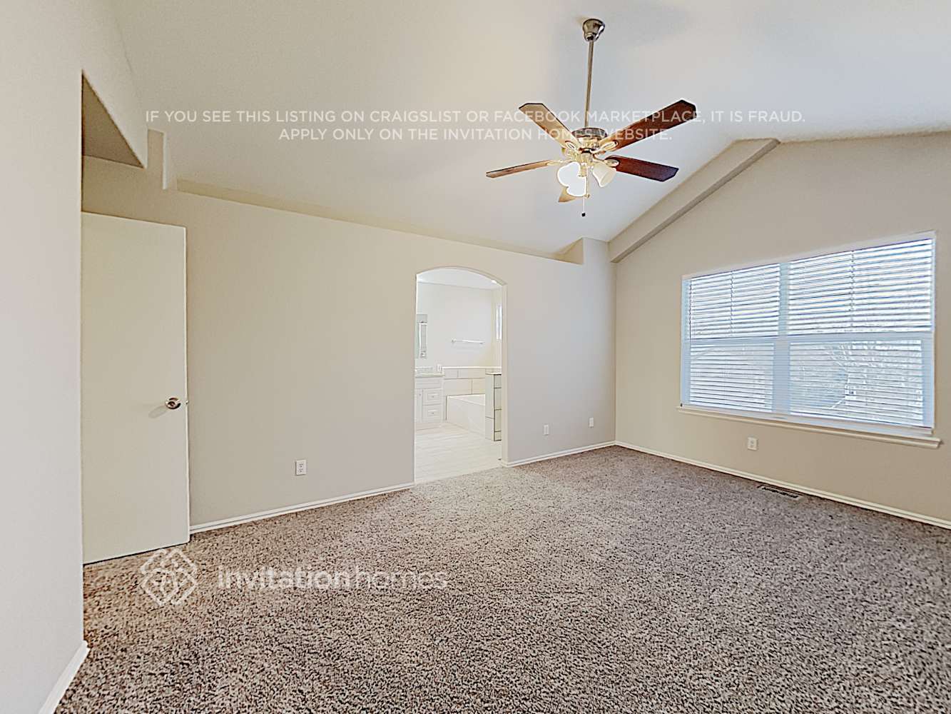 Building Photo - 5227 S Bahama Cir