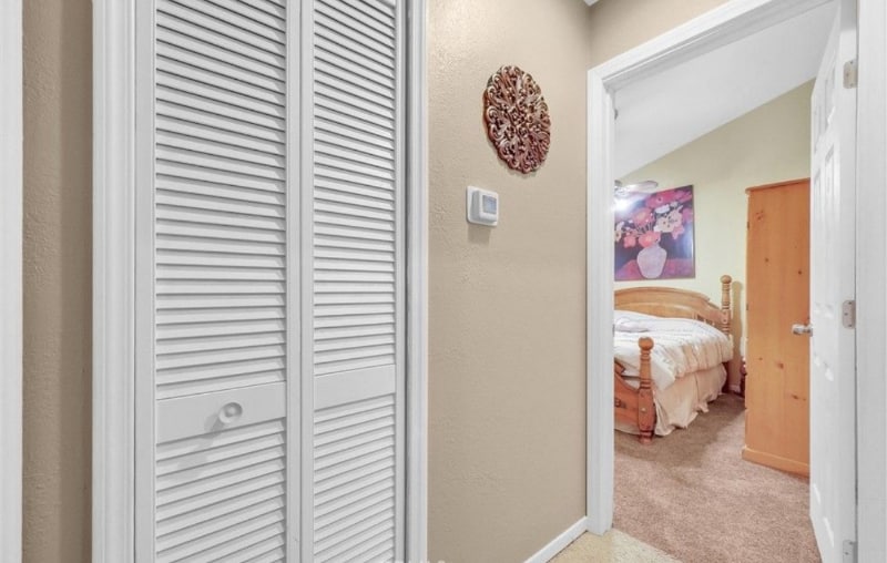 Building Photo - 710 Marin Rd