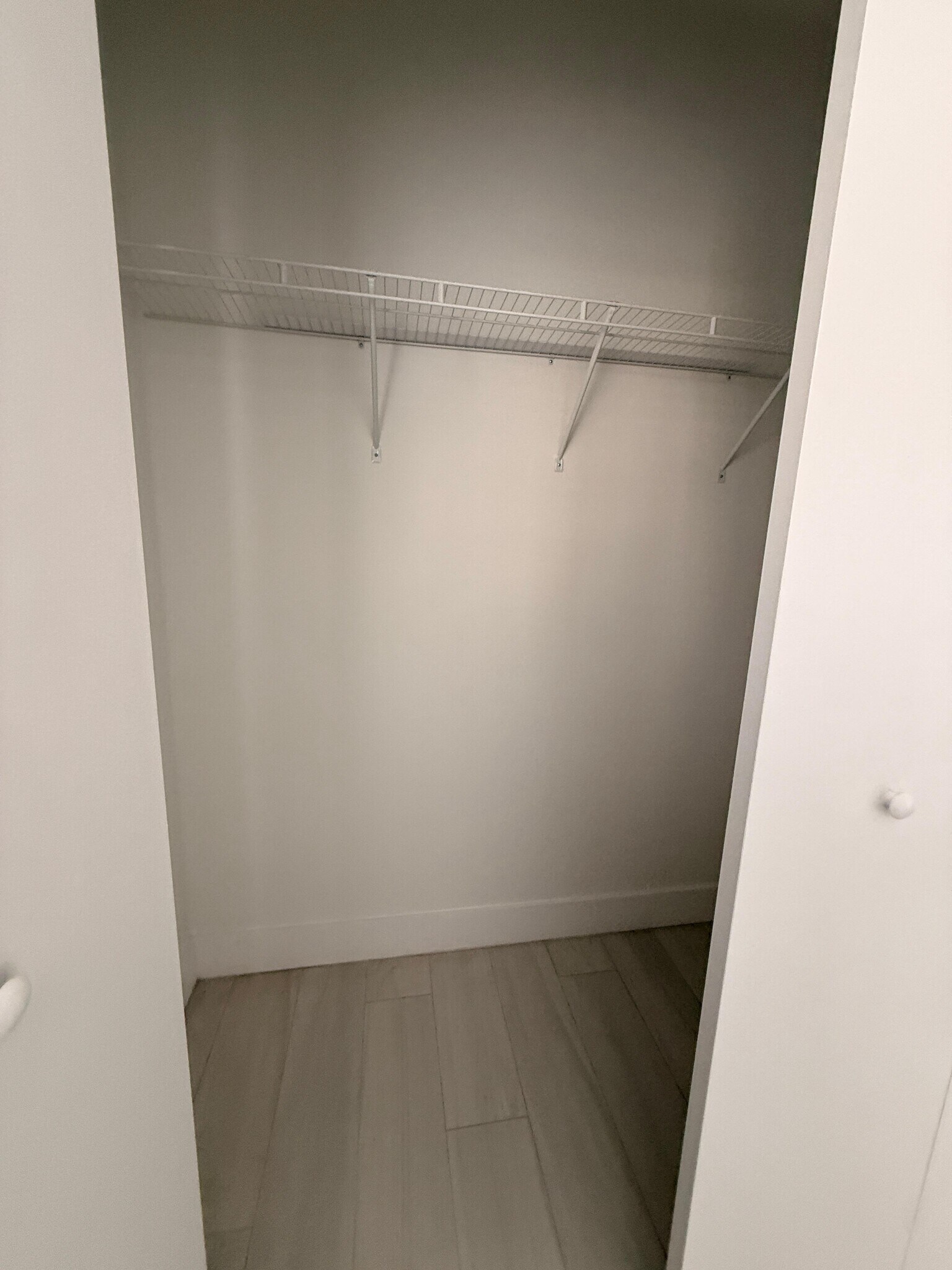 Building Photo - 765 E 20th St