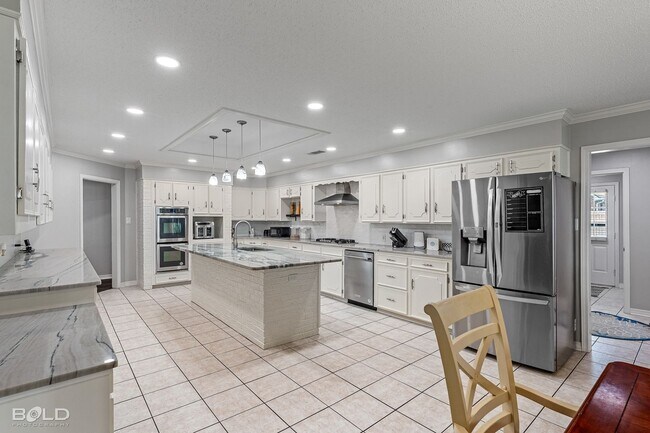 Building Photo - 4 Bedroom 3.5 bath in Greenacres