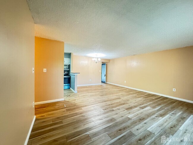 Building Photo - 2015 Aspen Dr