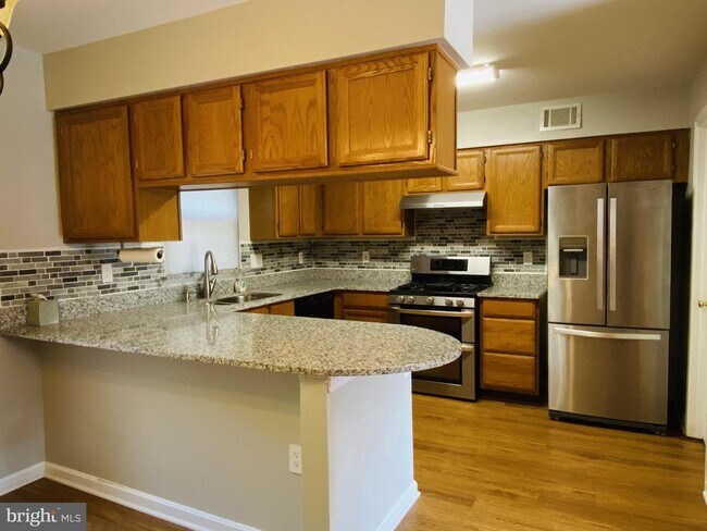 Building Photo - 12888 Hunterbrook Dr