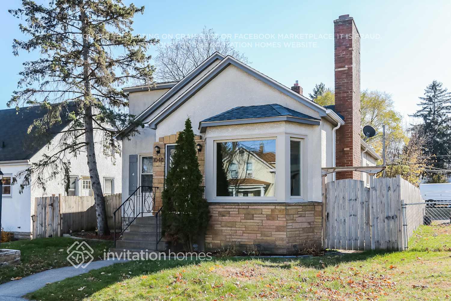 Building Photo - 1040 Geranium Ave E