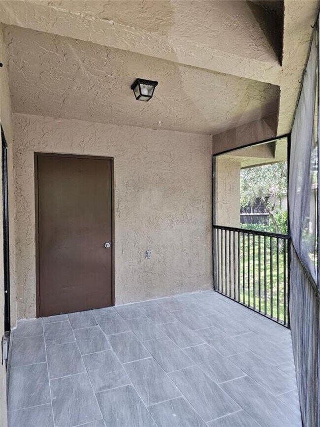 Building Photo - 9557 NW 2nd Pl