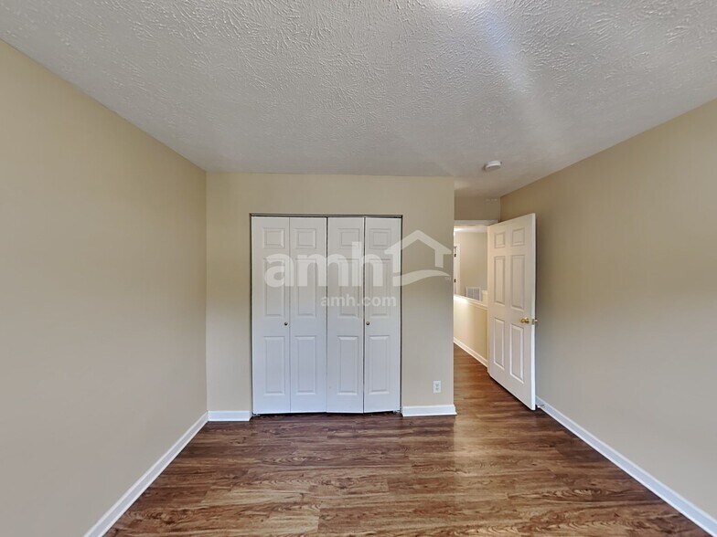 Building Photo - 2869 Paddle Wheel Dr