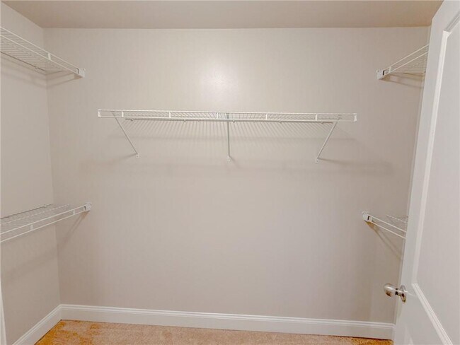 Building Photo - 786 Garbrooke Dr