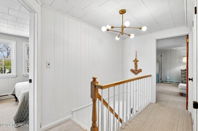 Building Photo - 1850 Fernwood Rd