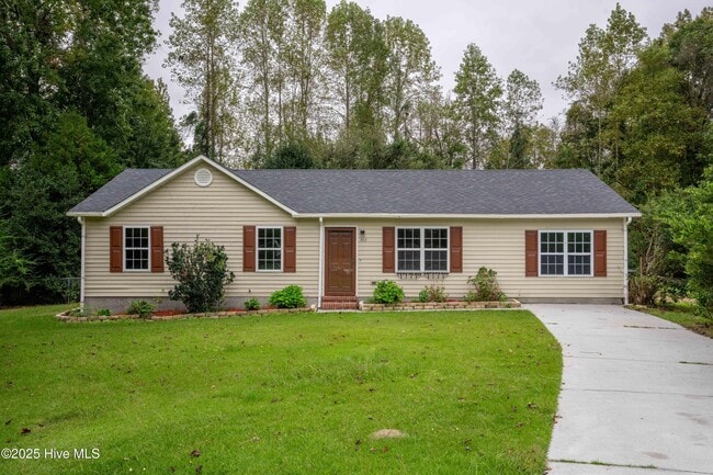 Primary Photo - 303 Sedgefield Ct