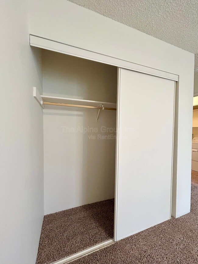 Building Photo - 12400 SW Chaps Ct