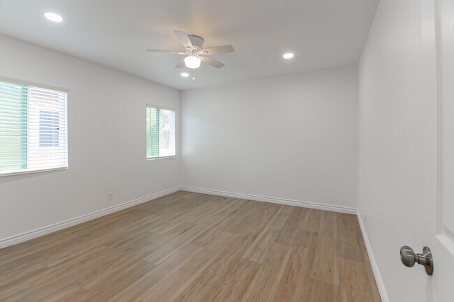 Building Photo - 16730-16730 Crenshaw Blvd