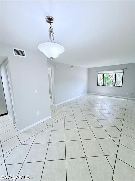 Building Photo - 1420 Green Valley Cir