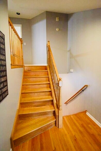 Building Photo - 3817 N Milwaukee Ave