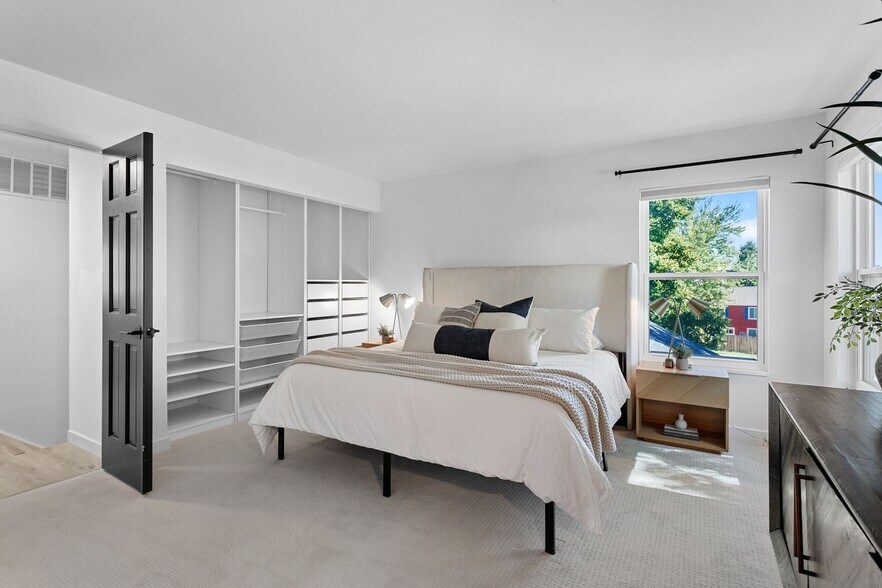 Building Photo - 13804 W Iliff Ave