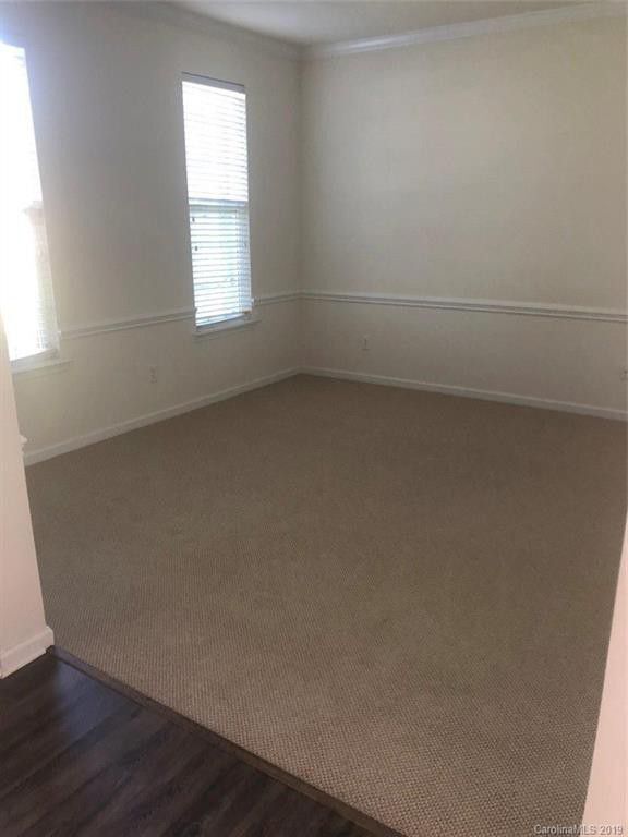 Building Photo - 1157 Woodwinds Dr