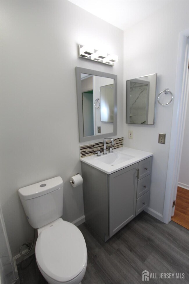 Building Photo - 7714 Tamarron Dr