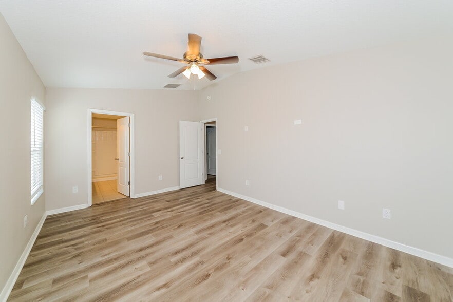 Building Photo - 1131 Seminole Sky Dr