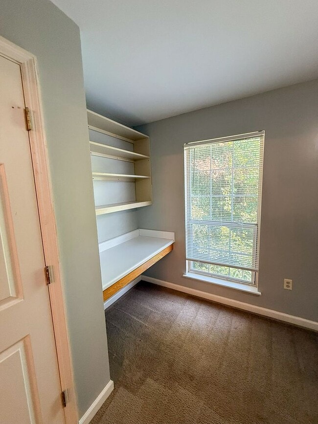 Building Photo - 4-Bed, 2-Bath at Tillman Place! $350/Per B...