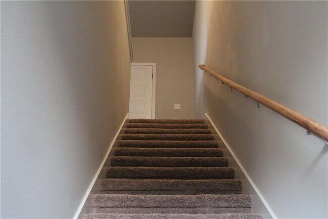 Building Photo - 1220 Garland Rd