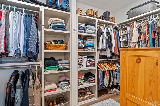 Building Photo - 3244 Cobblestone Dr