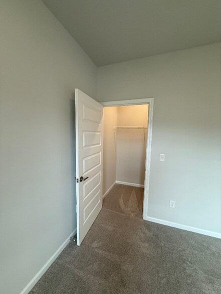 Building Photo - 6064 Gardner Maples Dr SE