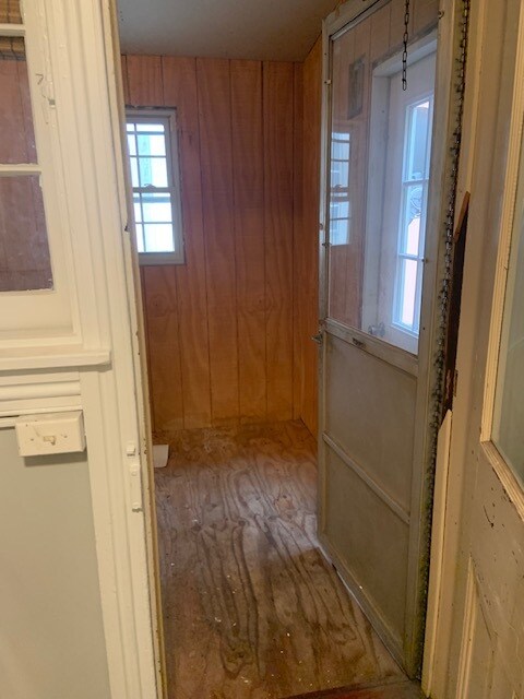 Spare Bonus Room - 22 W Gay St