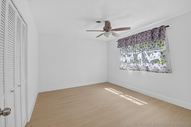 Building Photo - 1301 SW 8th St
