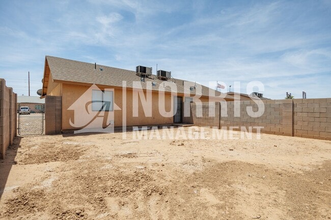Building Photo - Perfect Duplex in Arizona City