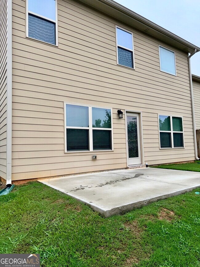 Building Photo - 2647 Lovejoy Crossing Ln