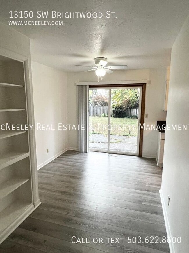 Building Photo - 13150 SW Brightwood St