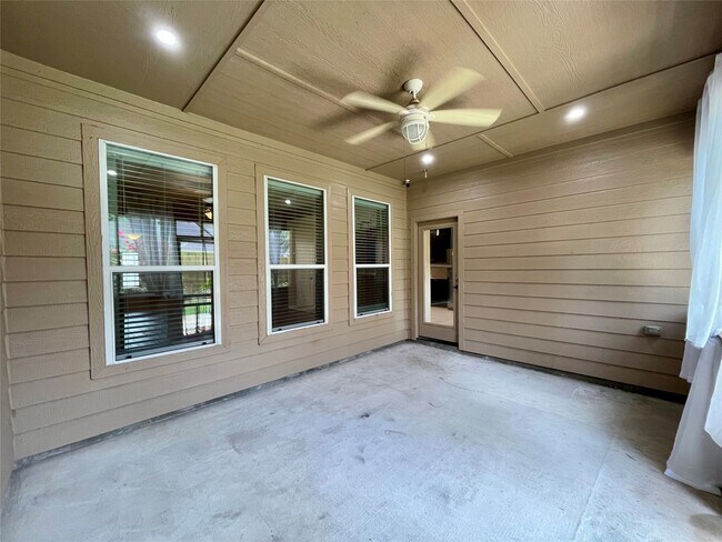 Building Photo - 2035 Borthwick Ln