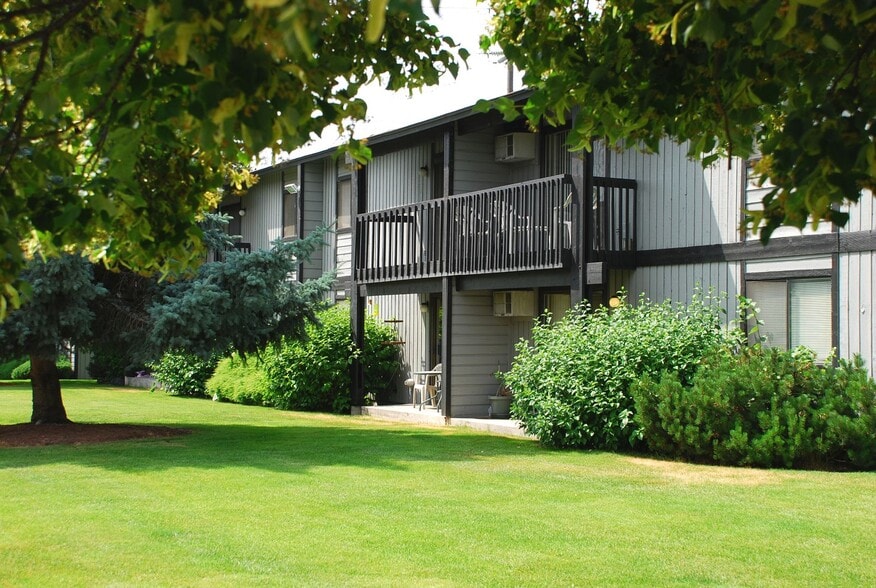 Building Photo - Dearborn Apartments