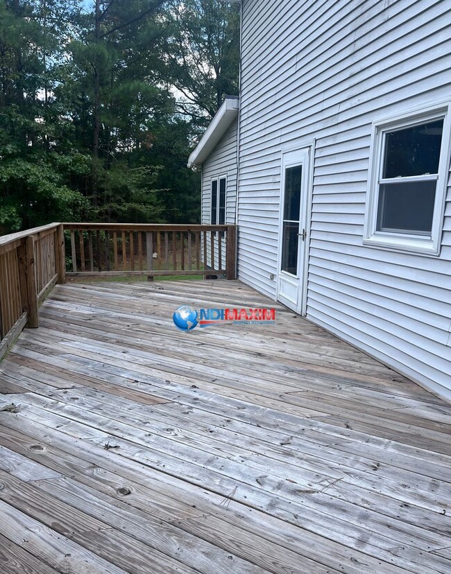 Building Photo - Newly RENOVATED house in Lawrenceville