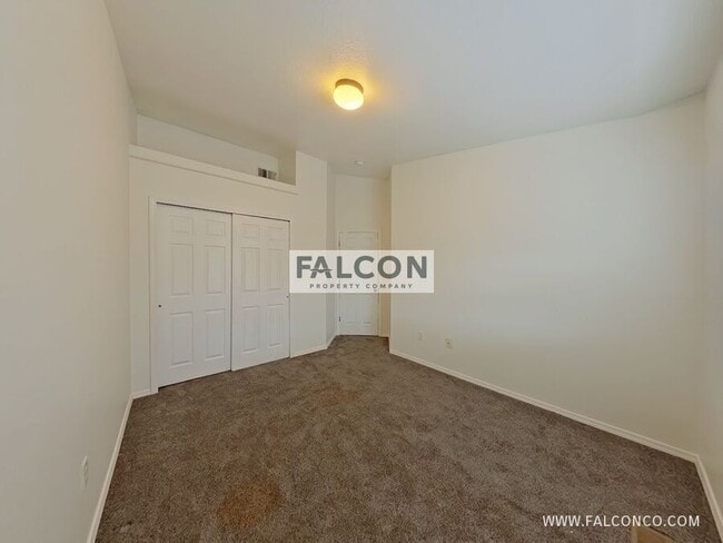 Building Photo - 3851 Josephine Heights