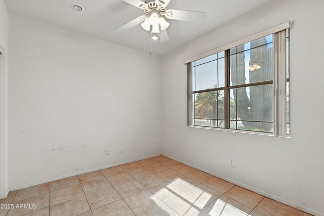Building Photo - 17934 W Deneen Way