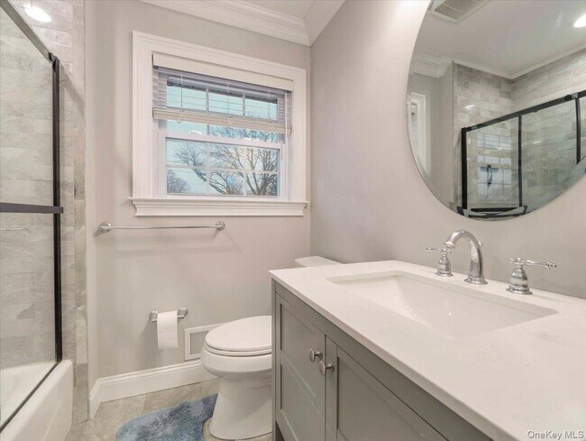 Building Photo - 5 Indian Dr