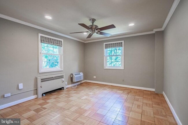 Building Photo - 4374 N Pershing Dr