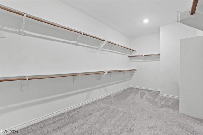 Building Photo - 1118 Junipine Ave