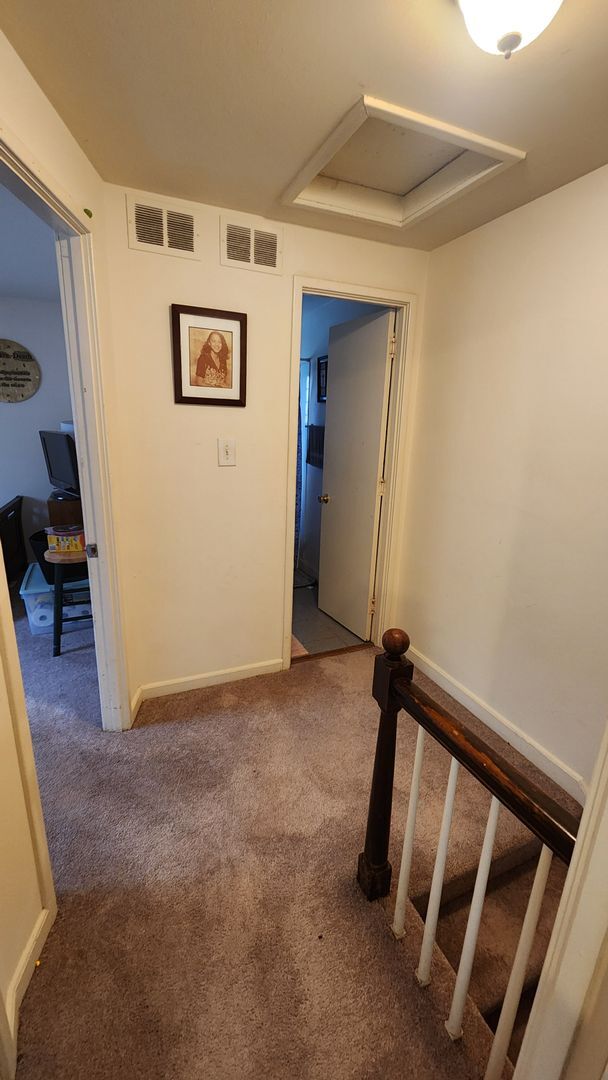 Building Photo - Great Alexandria Location