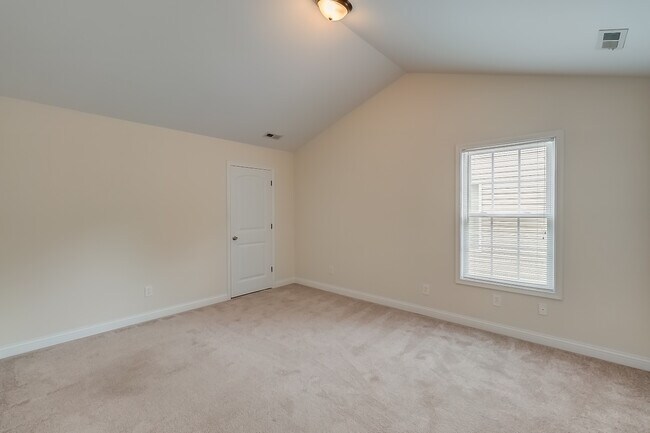 Building Photo - 3356 Sweet Clover Ln